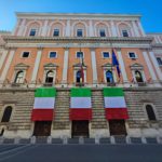 Industria delle armi e politica: con l’esplosione della spesa militare cresce l’influenza, ma trasparenza e controlli sono fermi